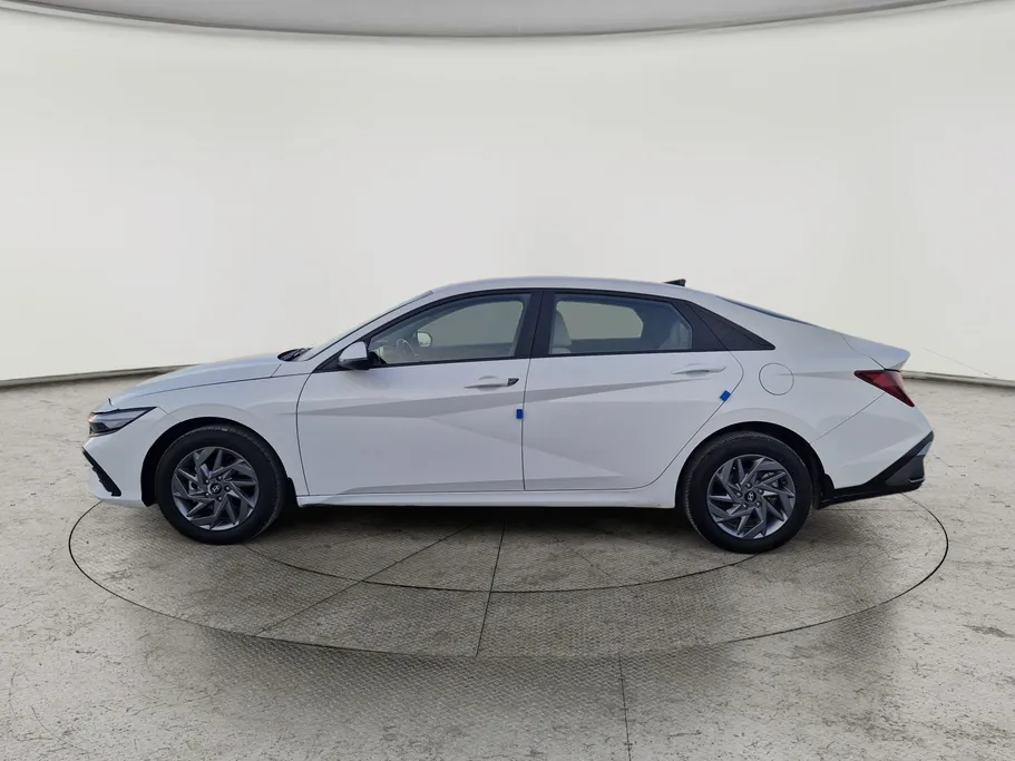 هيونداي النترا سمارت 2024