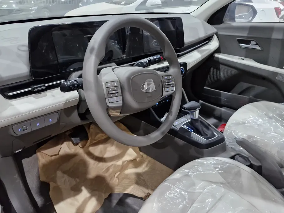 2026 Hyundai Accent Smart 