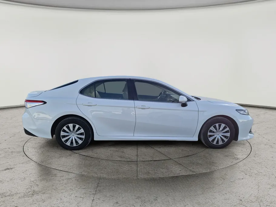 2020 Toyota Camry  LE 