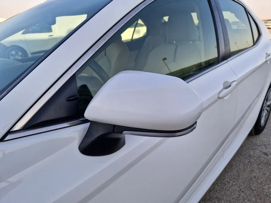 2020 Toyota Camry  LE 