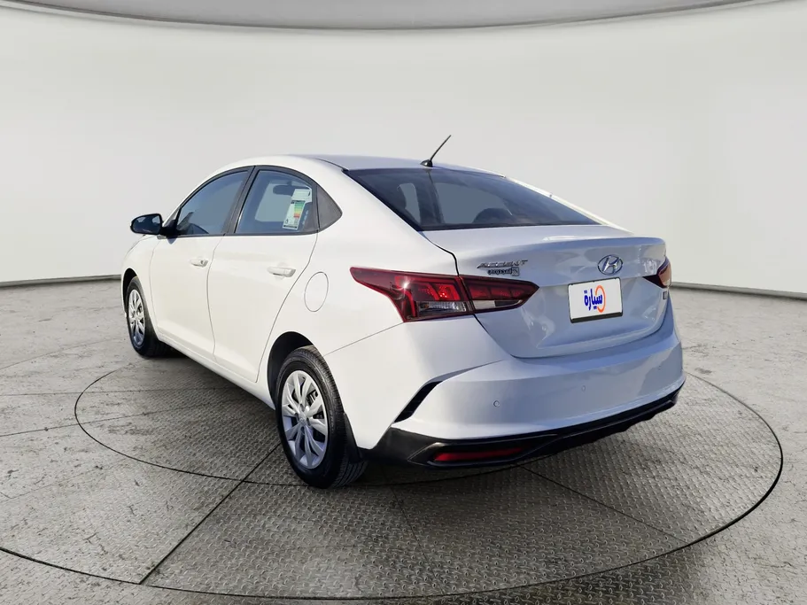 هيونداي اكسنت سمارت 2023