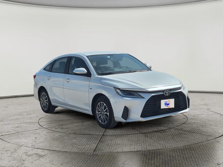 2023 Toyota Yaris  Y 
