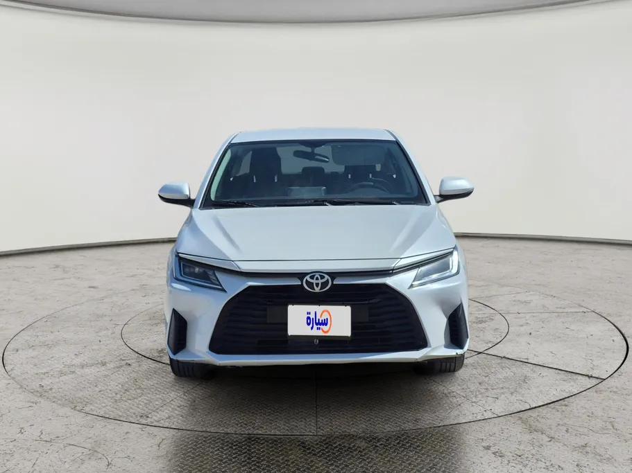2023 Toyota Yaris  Y 