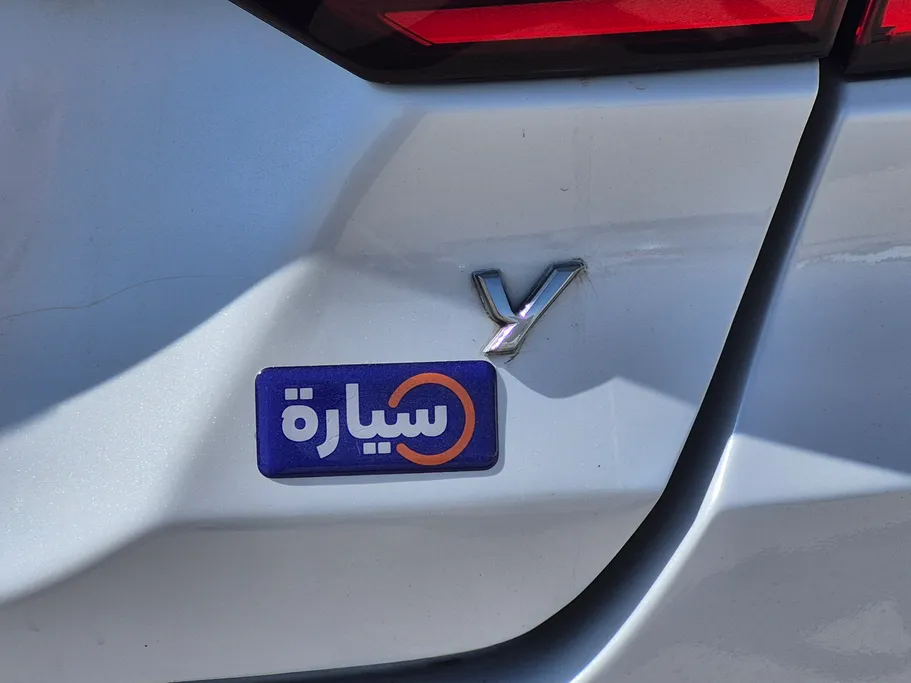 تويوتا يارس Y 2023 