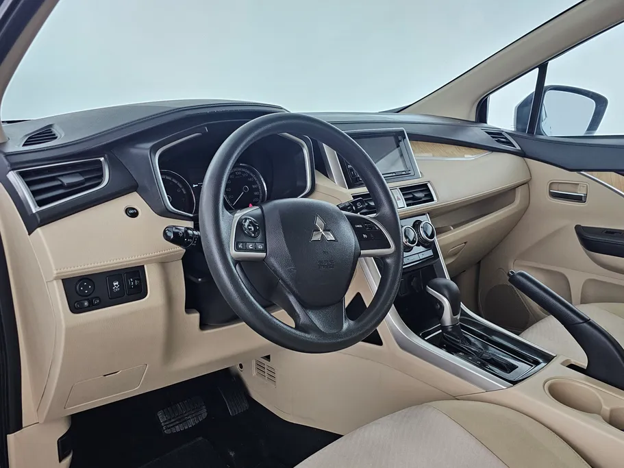 ميتسوبيشي إكسباندر HL 2021 