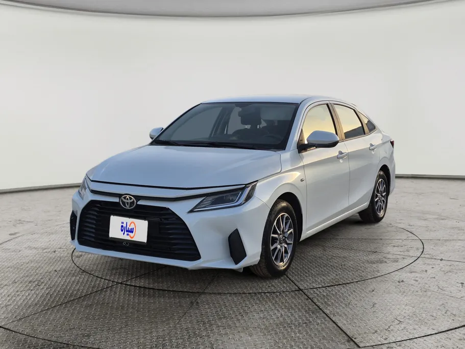2024 Toyota Yaris  Y 
