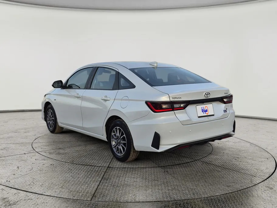 2024 Toyota Yaris  Y 