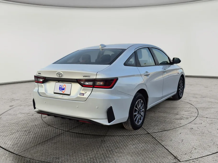2024 Toyota Yaris  Y 