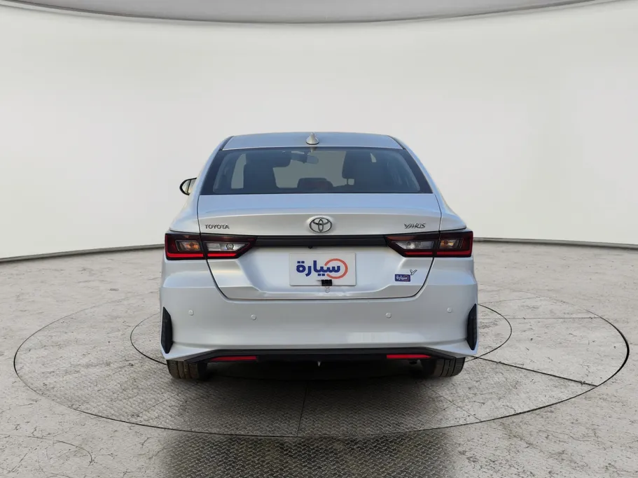 2024 Toyota Yaris  Y 