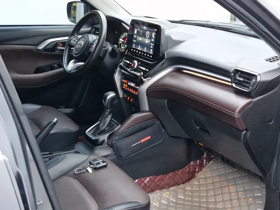 2024 Toyota Urban Cruiser GLX 