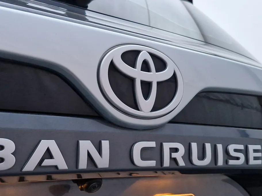 2024 Toyota Urban Cruiser GLX 