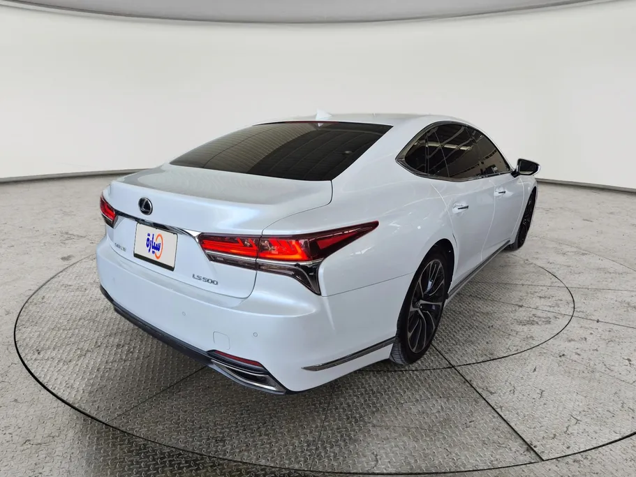 2018 Lexus LS 500 