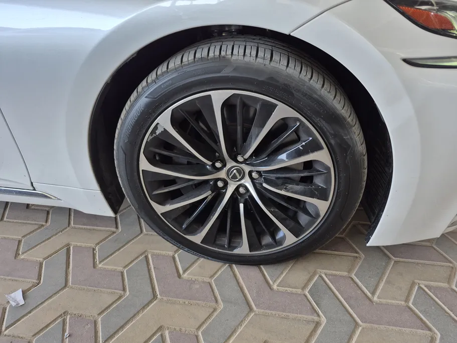 2018 Lexus LS 500 