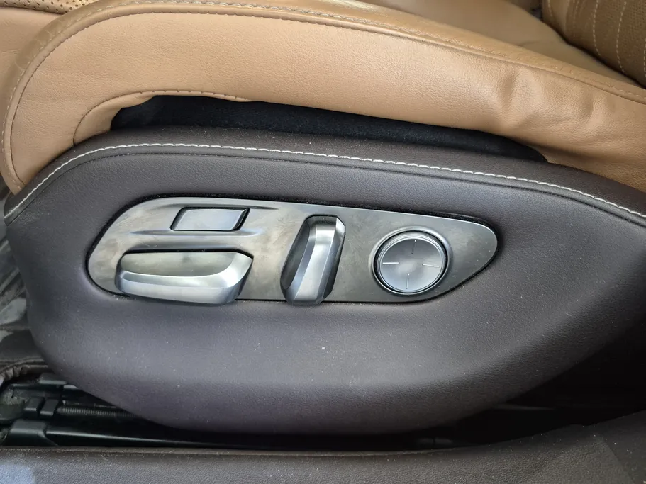 2018 Lexus LS 500 
