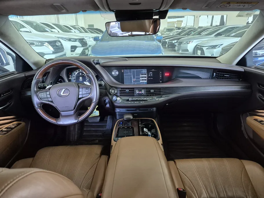 2018 Lexus LS 500 