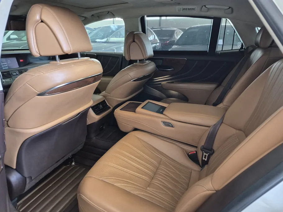 2018 Lexus LS 500 