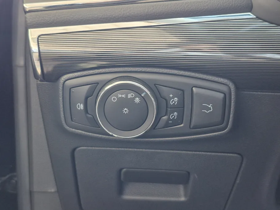 2022 Ford Taurus Ambiente 