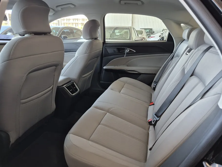 2022 Ford Taurus Ambiente 
