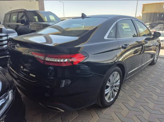 2022 Ford Taurus Ambiente 