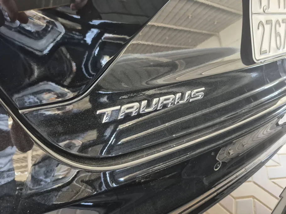 2022 Ford Taurus Ambiente 