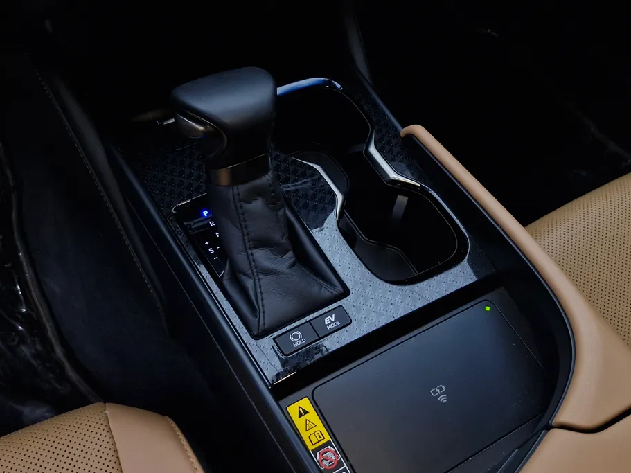 2024 Lexus ES 300 H