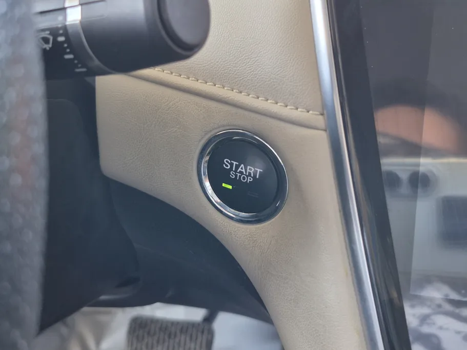ام جي 5 LUX 2022 