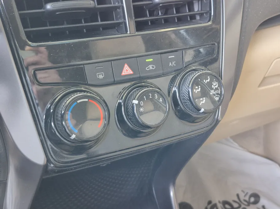 2022 Toyota Yaris  Y Plus 
