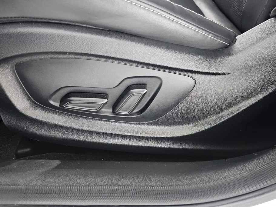 2022 MG 5 LUX 