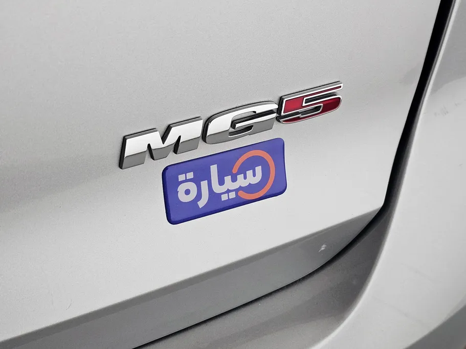2022 MG 5 LUX 