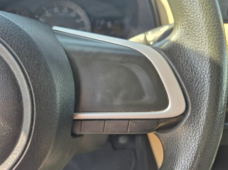 2023 Toyota Yaris  Y 