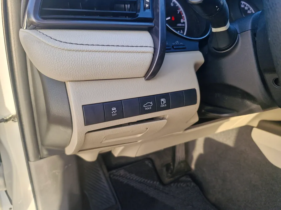 2022 Toyota Camry  LE 