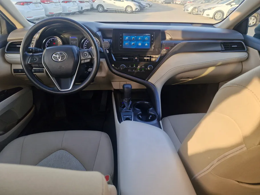 2022 Toyota Camry  LE 