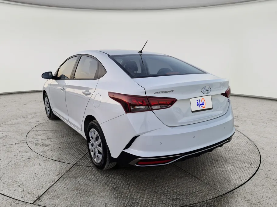 هيونداي اكسنت سمارت 2023 