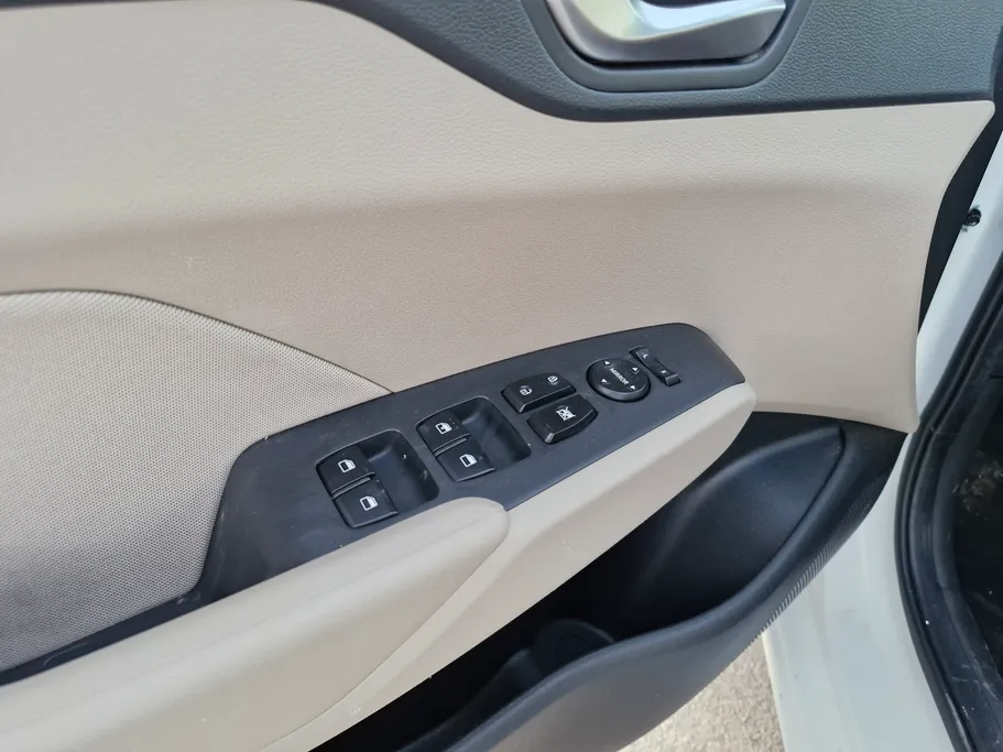 2023 Hyundai Accent Smart 