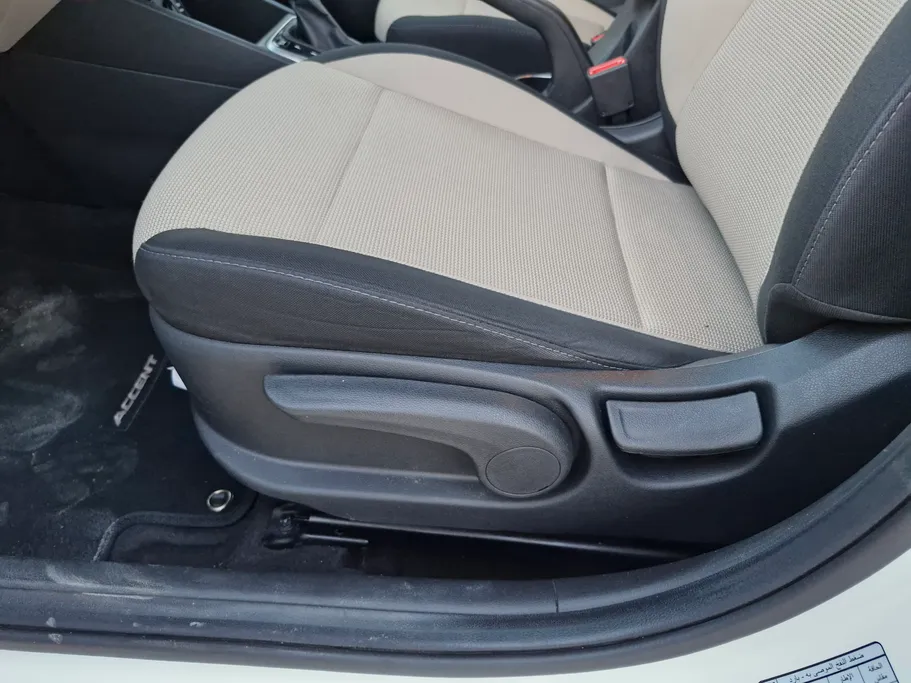 2023 Hyundai Accent Smart 