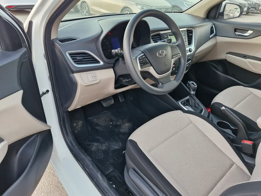 2023 Hyundai Accent Smart 