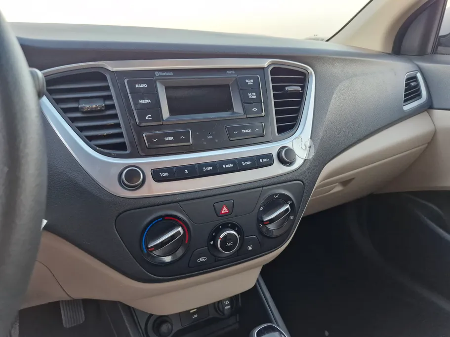 2023 Hyundai Accent Smart 
