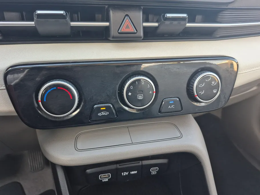 2024 Hyundai Accent Fleet 