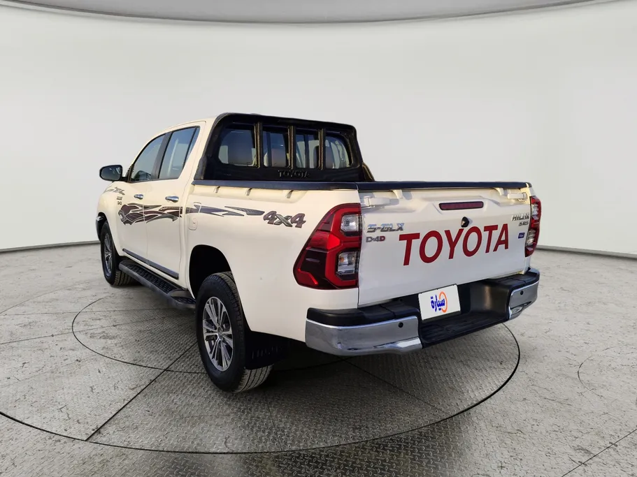 2023 Toyota Hilux SGLX 