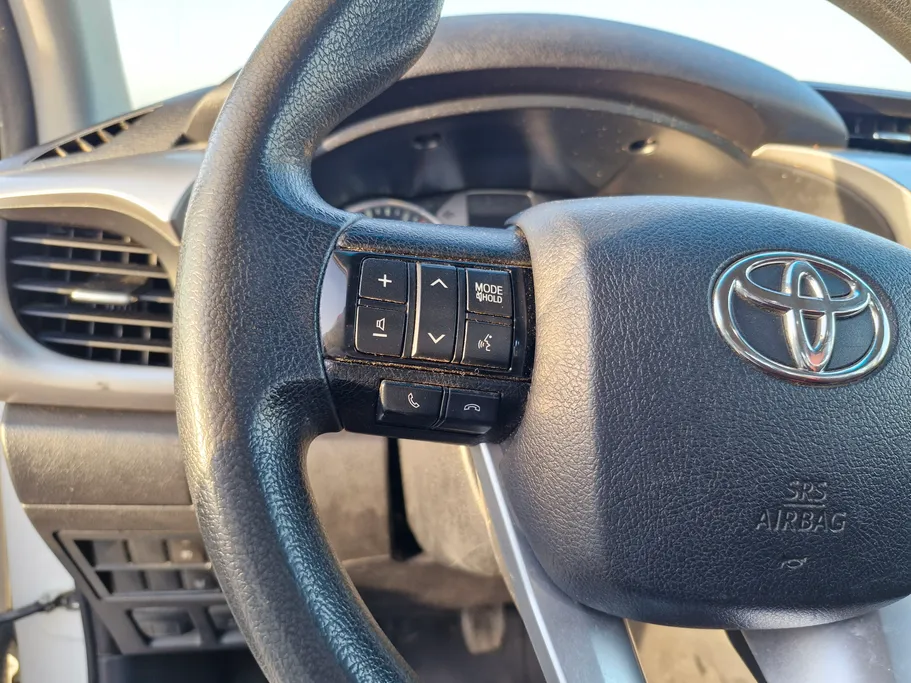 2023 Toyota Hilux SGLX 
