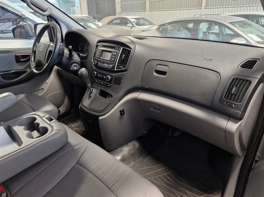 2020 Hyundai Grand Starex cargo 