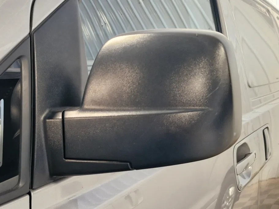 2020 Hyundai Grand Starex cargo 