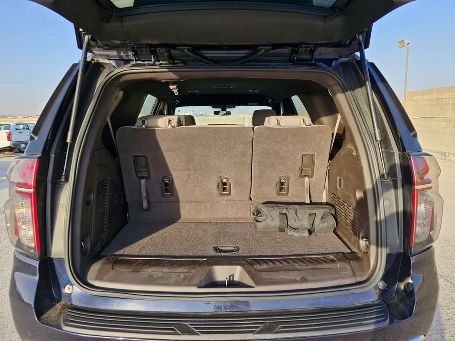 2022 Chevrolet Tahoe LS 