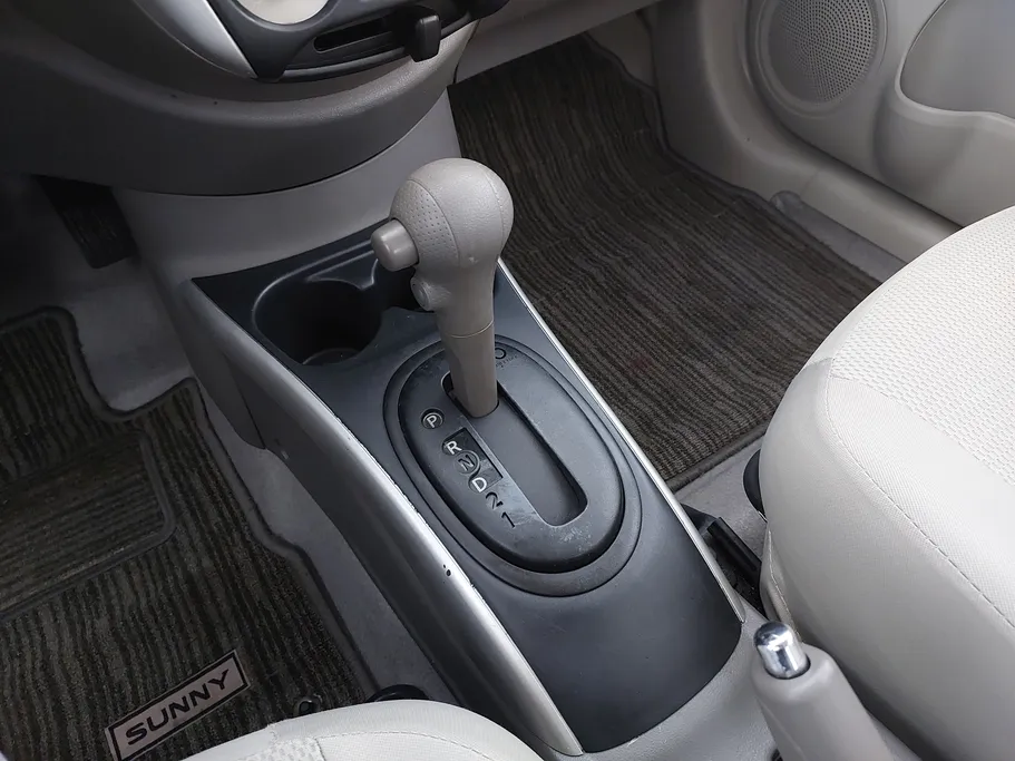 2023 Nissan Sunny SV Comfort 