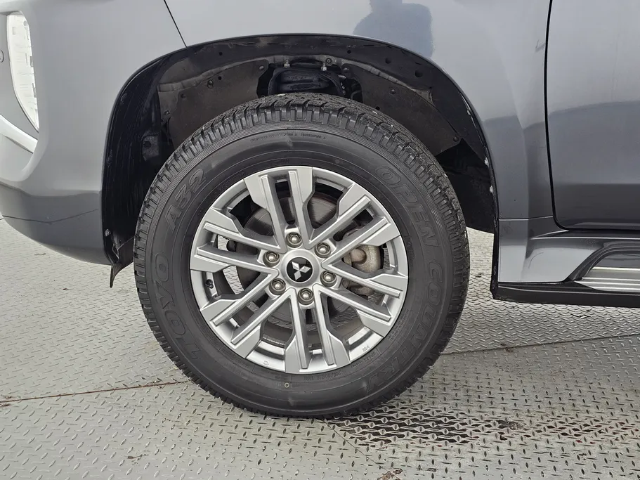 ميتسوبيشي  مونتيرو سبورت GLS-ML 2021 