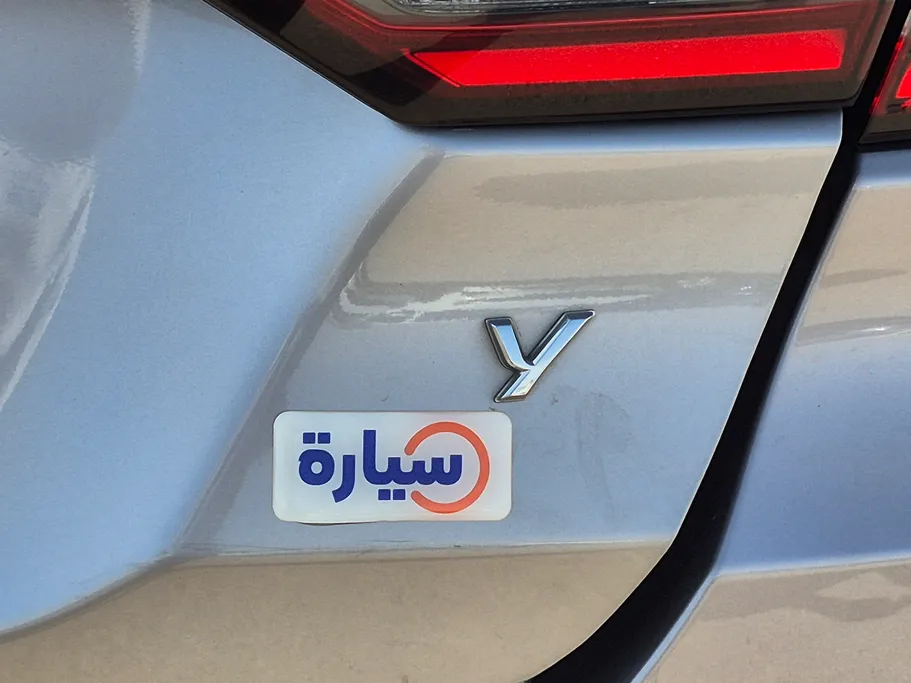 تويوتا يارس Y 2023 