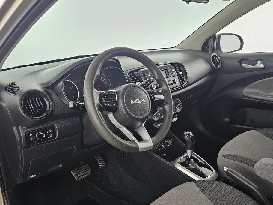 2022 Kia Pegas LX 