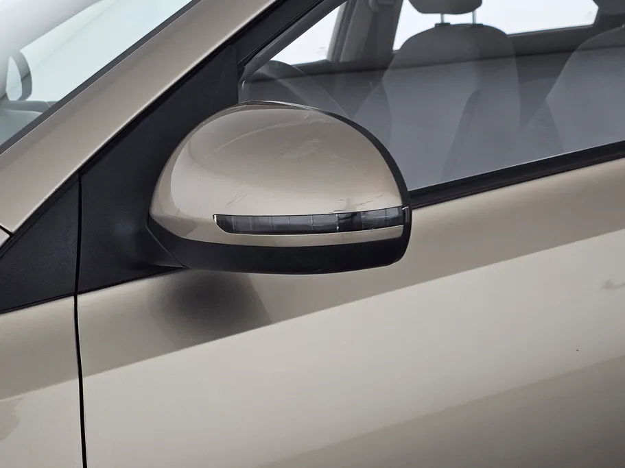 2022 Kia Pegas LX 