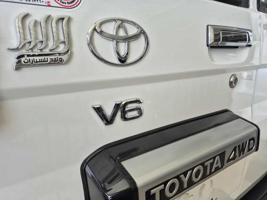2024 Toyota LAND CRUISER 70 DLX 3DR 