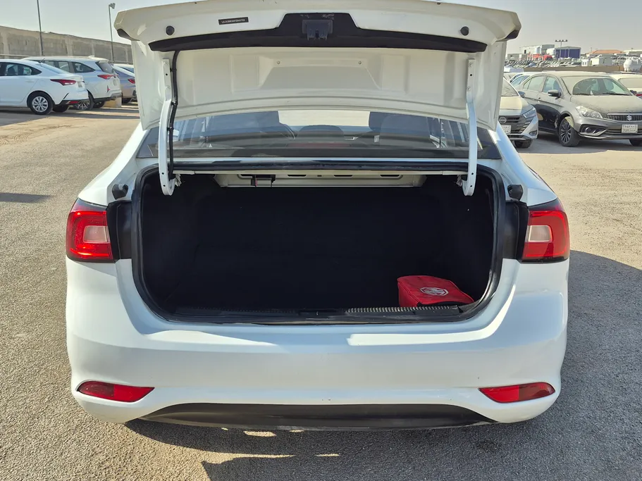 2023 MG 5 STD 